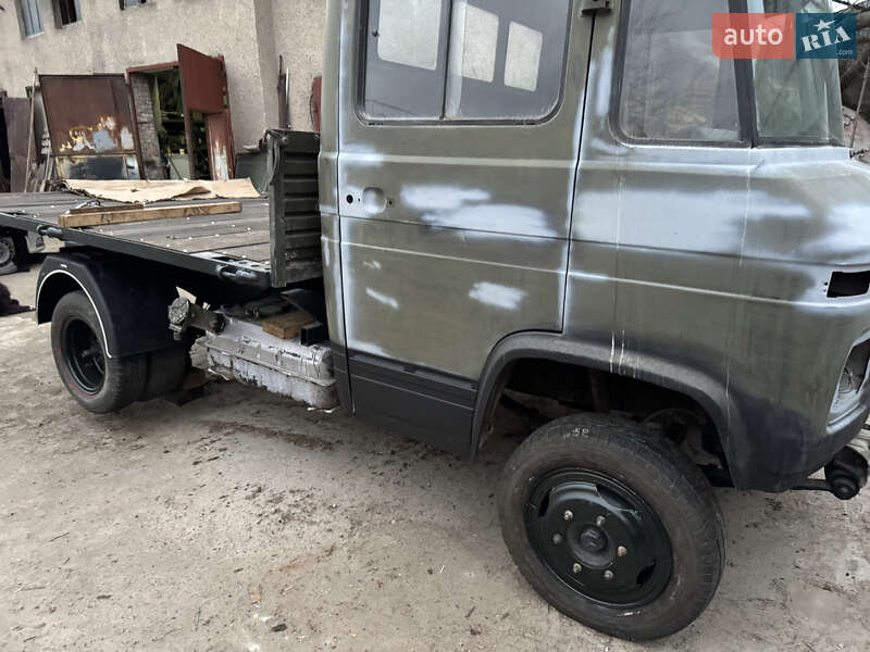 Борт Mercedes-Benz T2 1980 в Львове