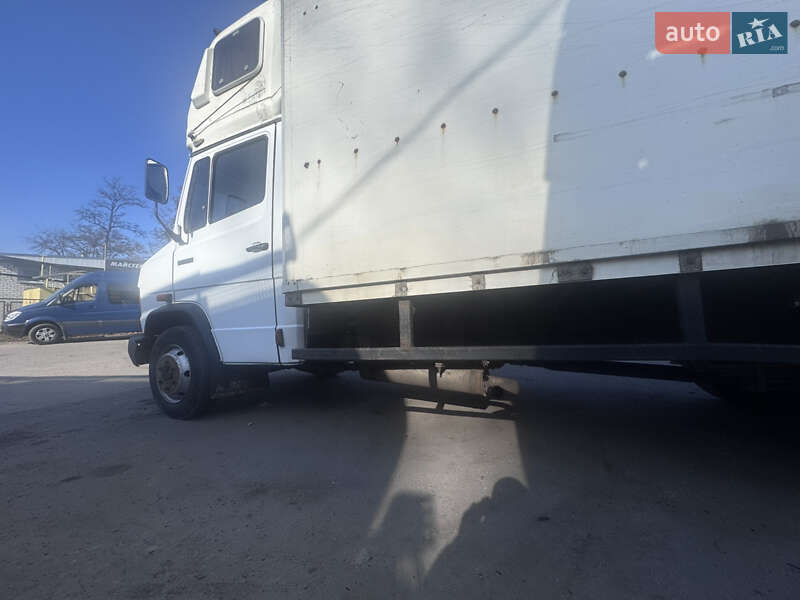 Вантажний фургон Mercedes-Benz T2 1996 в Кременчуці
