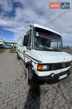 Грузовой фургон Mercedes-Benz T2 1996 в Львове