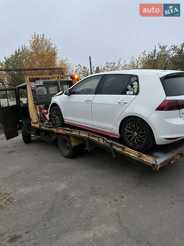 Эвакуатор Mercedes-Benz T2 1980 в Переяславе