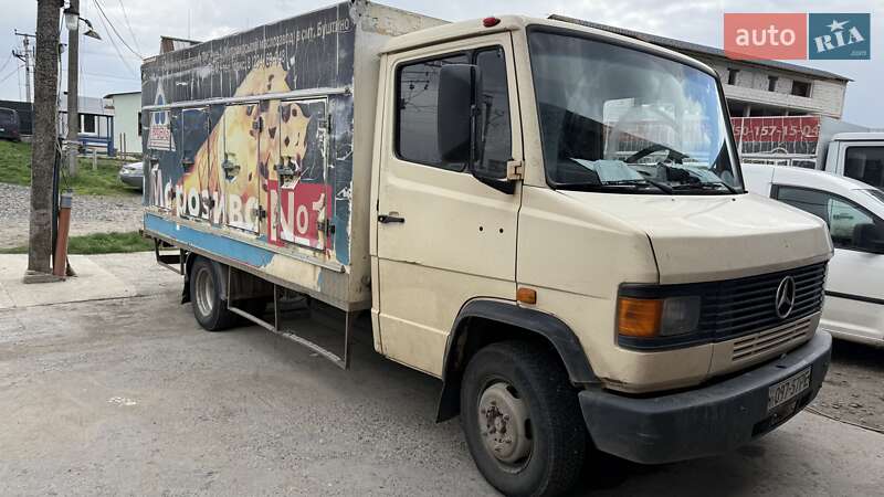 Mercedes-Benz T2 1996