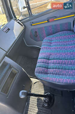 Грузовой фургон Mercedes-Benz T2 1996 в 
