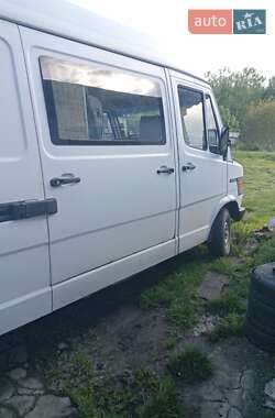 Грузопассажирский фургон Mercedes-Benz T2 1993 в 