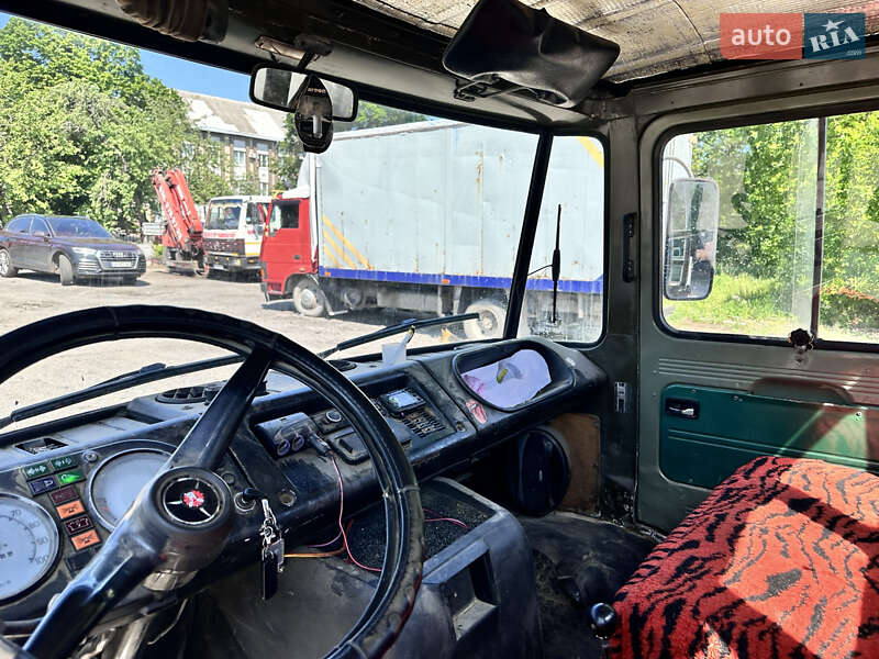 Борт Mercedes-Benz T2 1975 в Звенигородке