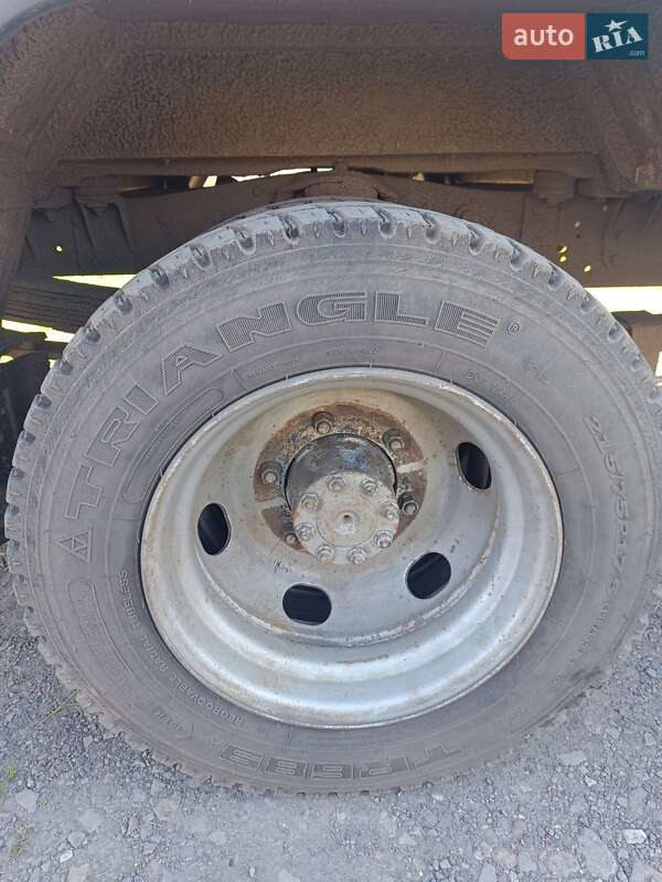 Грузовой фургон Mercedes-Benz T2 1990 в Николаеве