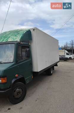 Грузовой фургон Mercedes-Benz T2 1995 в 