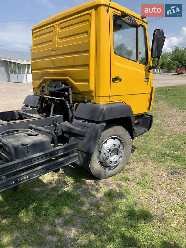 Самосвал Mercedes-Benz T2 1995 в Черновцах
