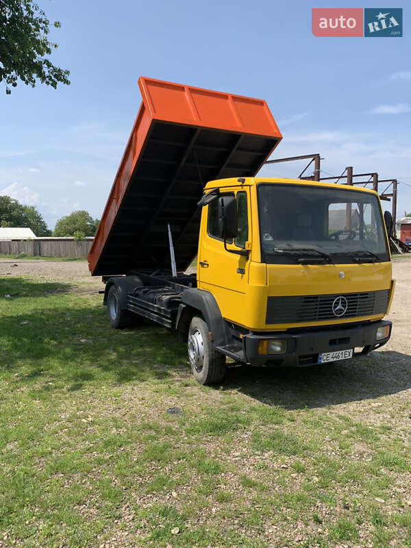 Самосвал Mercedes-Benz T2 1995 в Черновцах