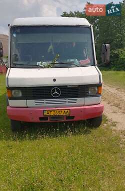 Пригородный автобус Mercedes-Benz T2 1993 в Ивано-Франковске