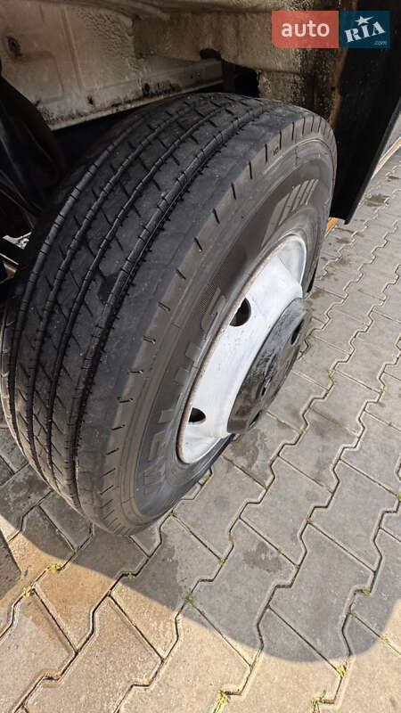 Вантажний фургон Mercedes-Benz T2 1995 в Одесі