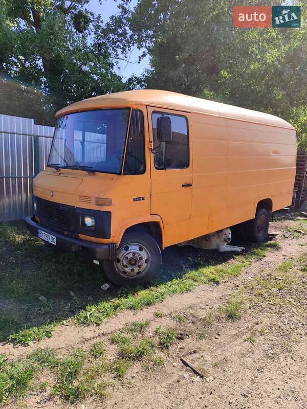 Mercedes-Benz T2 1986 Mercedes-Benz T2 1986