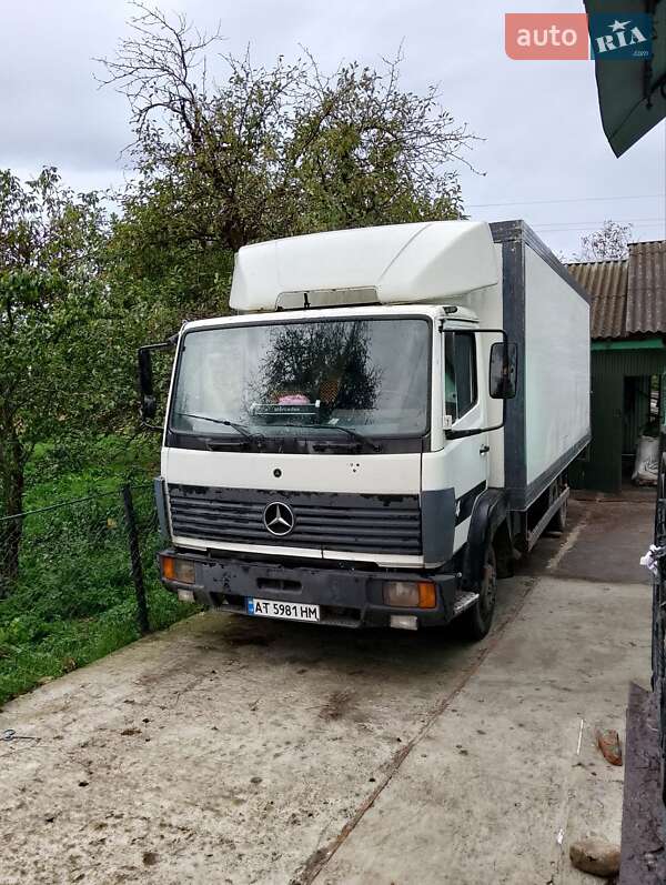 Mercedes-Benz T2 1996