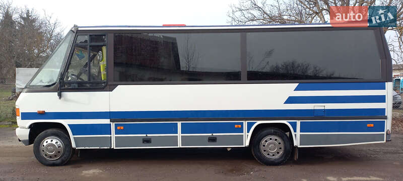 Туристический / Междугородний автобус Mercedes-Benz T2 1997 в Коломые