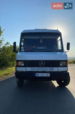 Вантажний фургон Mercedes-Benz T2 1996 в Рівному