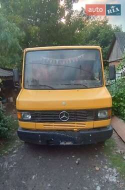 Вантажний фургон Mercedes-Benz T2 1991 в Мукачевому