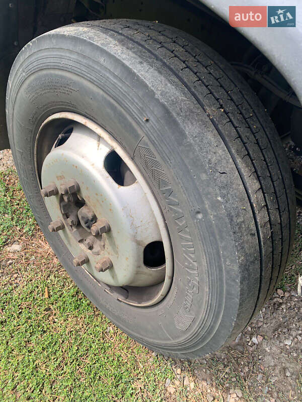 Грузовой фургон Mercedes-Benz T2 1994 в Николаеве