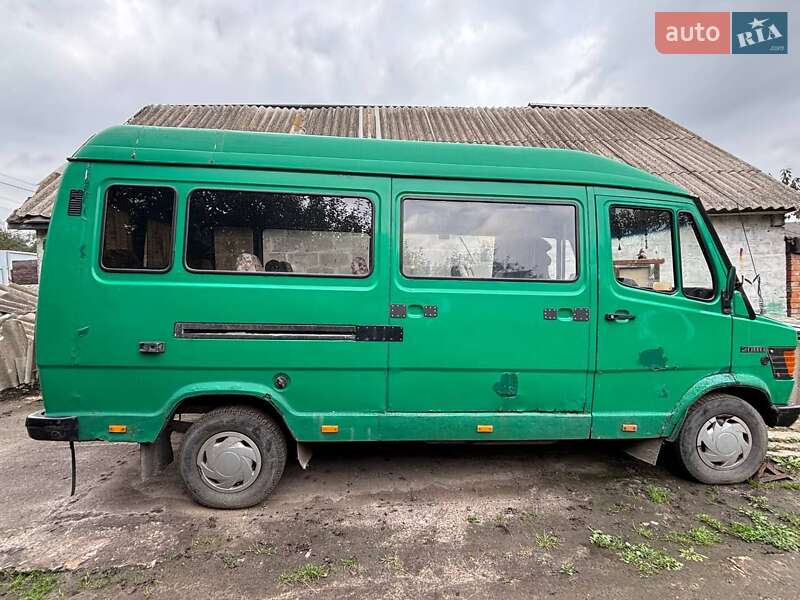 Микроавтобус Mercedes-Benz T2 1993 в Киеве