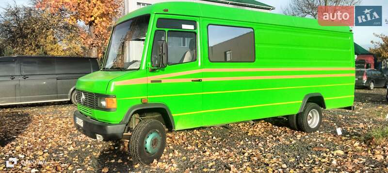 Вантажопасажирський фургон Mercedes-Benz T2 1995 в Луцьку