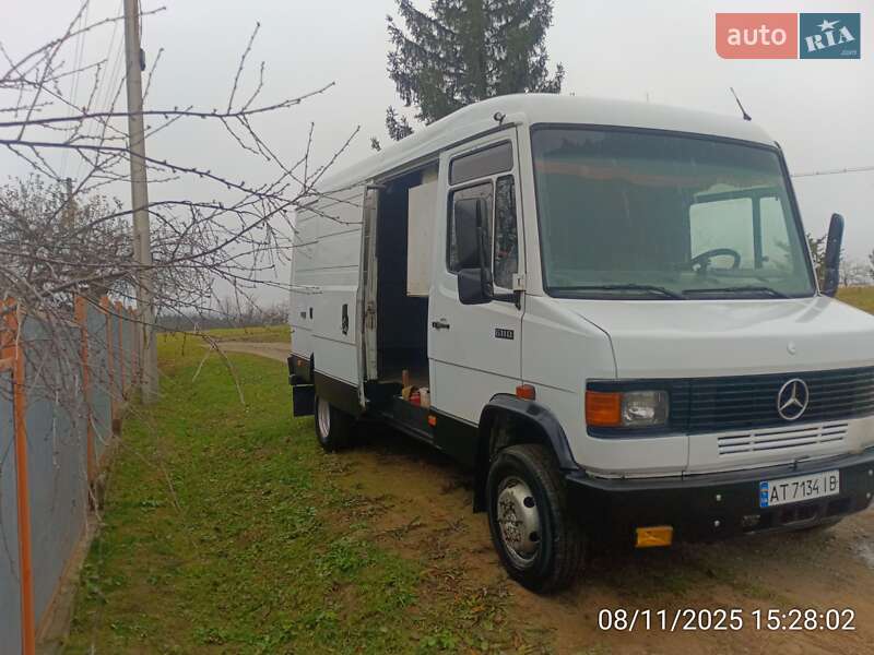 Грузовой фургон Mercedes-Benz T2 1994 в Коломые