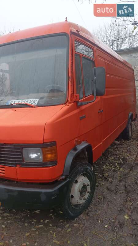 Грузовой фургон Mercedes-Benz T2 1994 в Харькове
