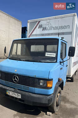 Вантажний фургон Mercedes-Benz T2 1990 в Кривому Розі