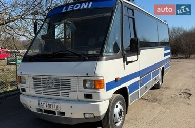 Туристический / Междугородний автобус Mercedes-Benz T2 1997 в Коломые