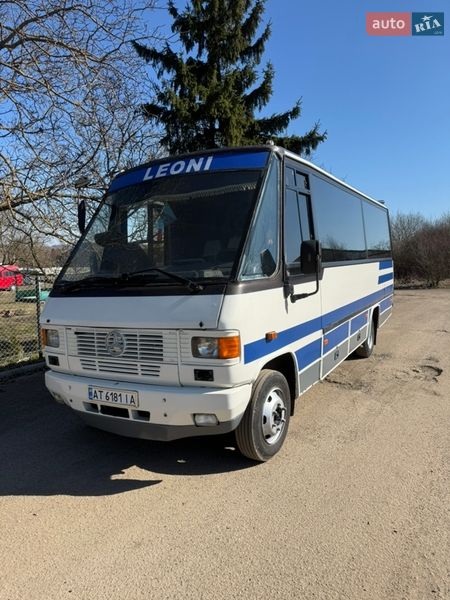 Mercedes-Benz T2 1997