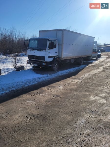 Mercedes-Benz T2 1994