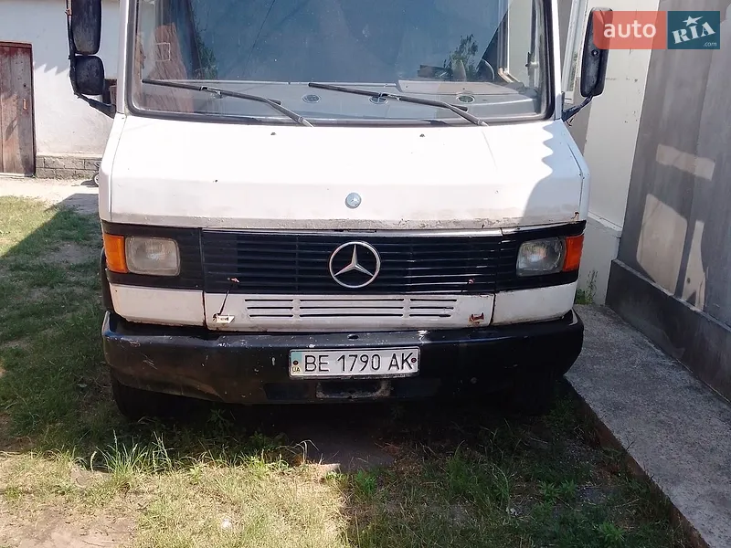 Mercedes-Benz T2 1994