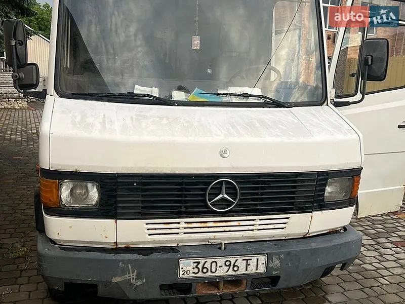 Mercedes-Benz T2 1998