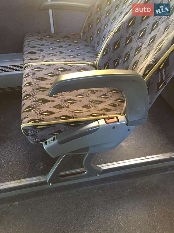 Туристичний / Міжміський автобус Mercedes-Benz Tourismo 2000 в Львові