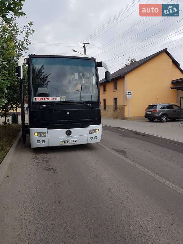 Туристичний / Міжміський автобус Mercedes-Benz Tourismo 2000 в Львові