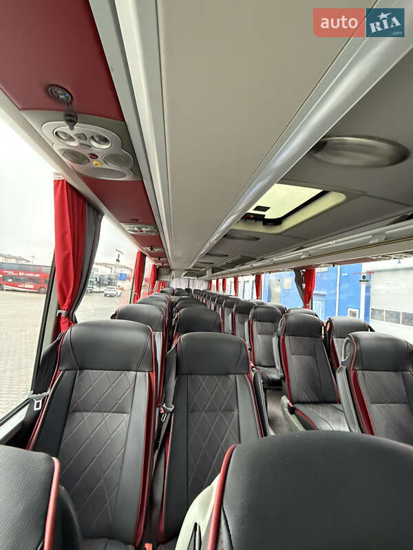 Туристичний / Міжміський автобус Mercedes-Benz Tourismo 2009 в Львові
