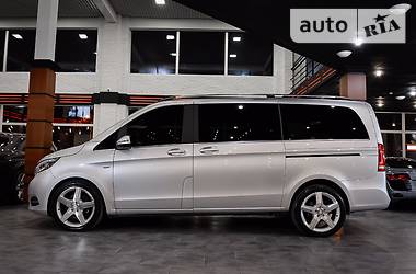 Мінівен Mercedes-Benz V-Class 2014 в 