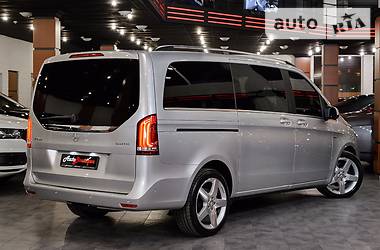 Мінівен Mercedes-Benz V-Class 2014 в 