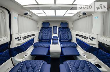 Мінівен Mercedes-Benz V-Class 2019 в 