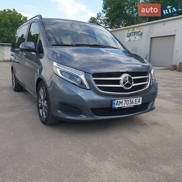 Минивэн Mercedes-Benz V-Class 2017 в Бердичеве