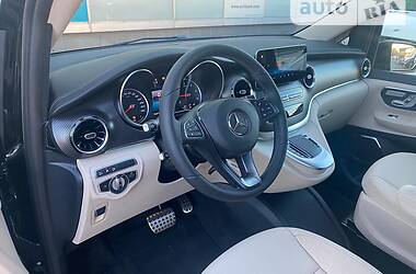 Минивэн Mercedes-Benz V-Class 2021 в Киеве