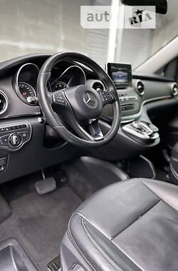 Мінівен Mercedes-Benz V-Class 2015 в Києві