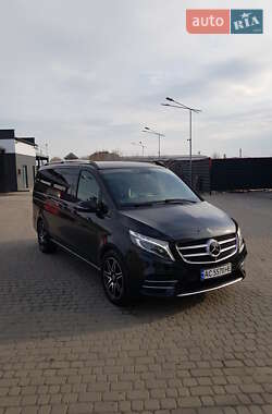 Минивэн Mercedes-Benz V-Class 2018 в 