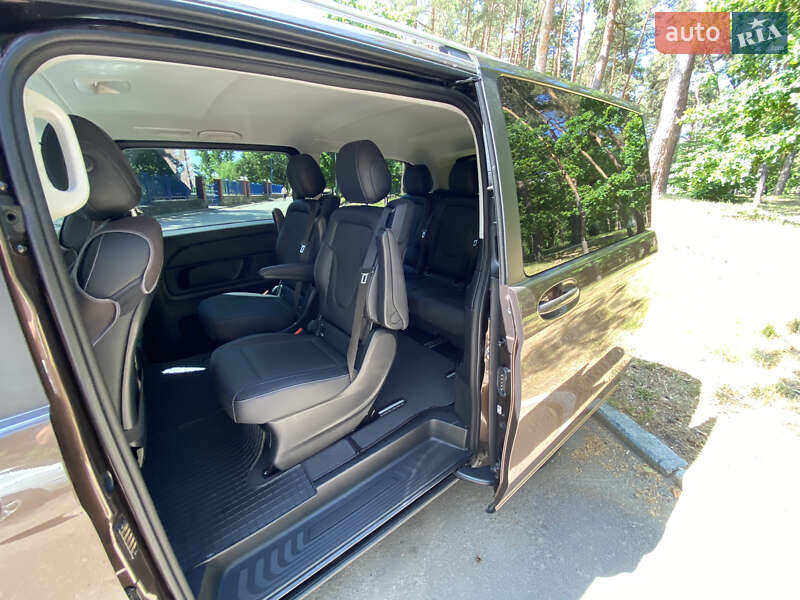 Мінівен Mercedes-Benz V-Class 2017 в Житомирі фото 5 Мінівен Mercedes-Benz V-Class 2017 в Житомирі