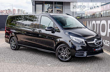 Минивэн Mercedes-Benz V-Class 2019 в Киеве