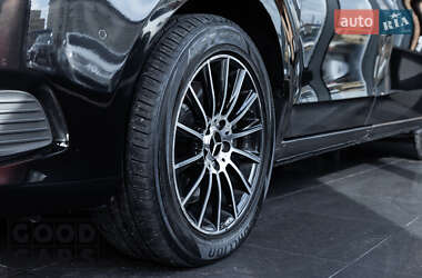 Минивэн Mercedes-Benz V-Class 2016 в 