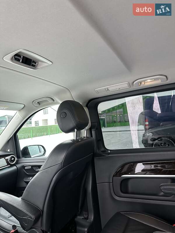 Минивэн Mercedes-Benz V-Class 2015 в Вараше фото 39 Минивэн Mercedes-Benz V-Class 2015 в Вараше