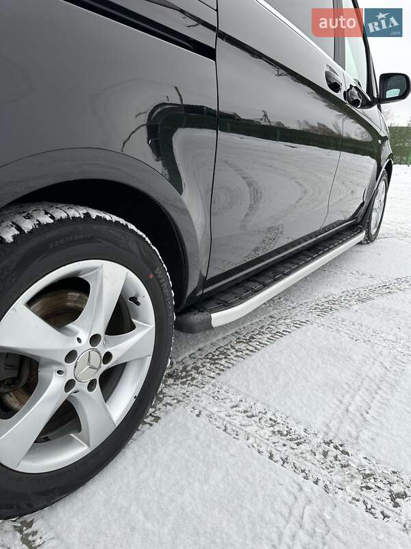 Минивэн Mercedes-Benz V-Class 2015 в Вараше фото 60 Минивэн Mercedes-Benz V-Class 2015 в Вараше
