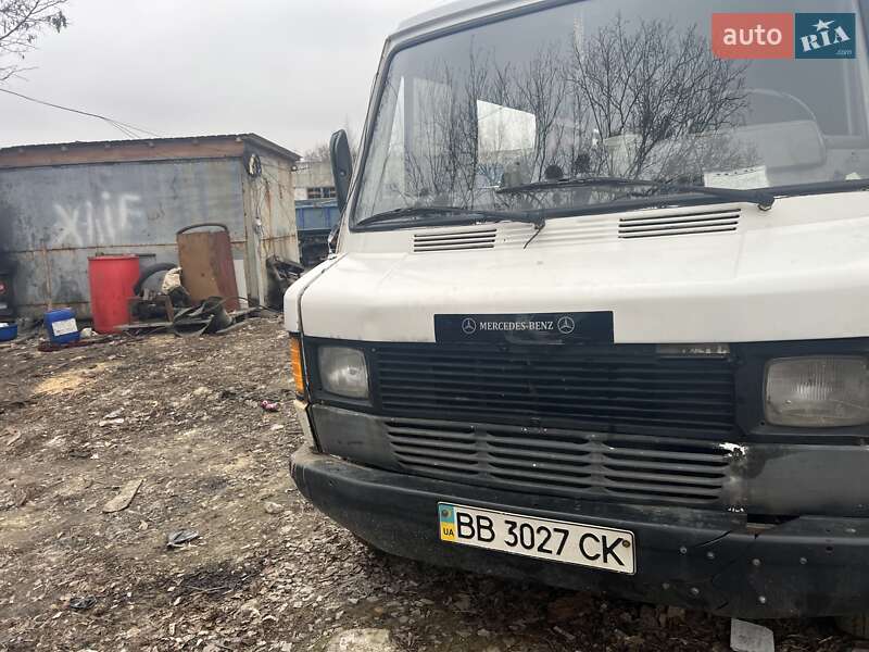 Минивэн Mercedes-Benz V-Class 1998 в Сумах