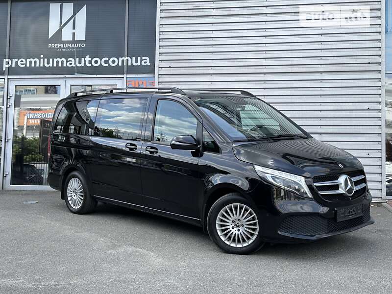 Минивэн Mercedes-Benz V-Class 2019 в Киеве