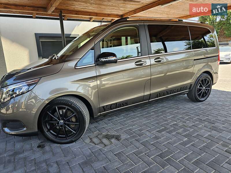 Минивэн Mercedes-Benz V-Class 2015 в Коломые