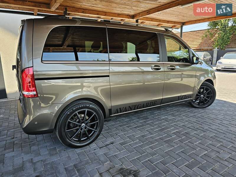 Минивэн Mercedes-Benz V-Class 2015 в Коломые