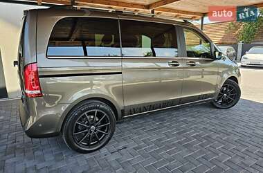 Минивэн Mercedes-Benz V-Class 2015 в 